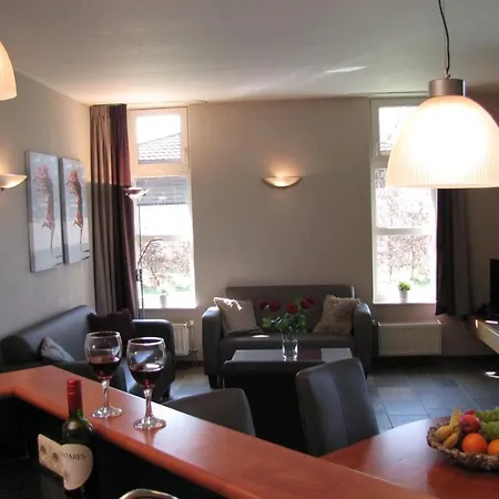 Oeverwoning 6p * Oostrum (Limburg)